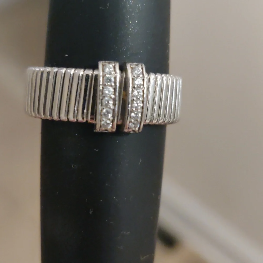 Flexible RING - Picture 1 of 5